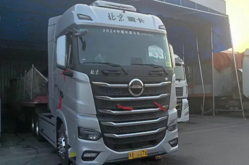 助卡友返鄉(xiāng)開(kāi)拓新業(yè)務(wù)！北京重卡成20年老司機(jī)“心頭好”